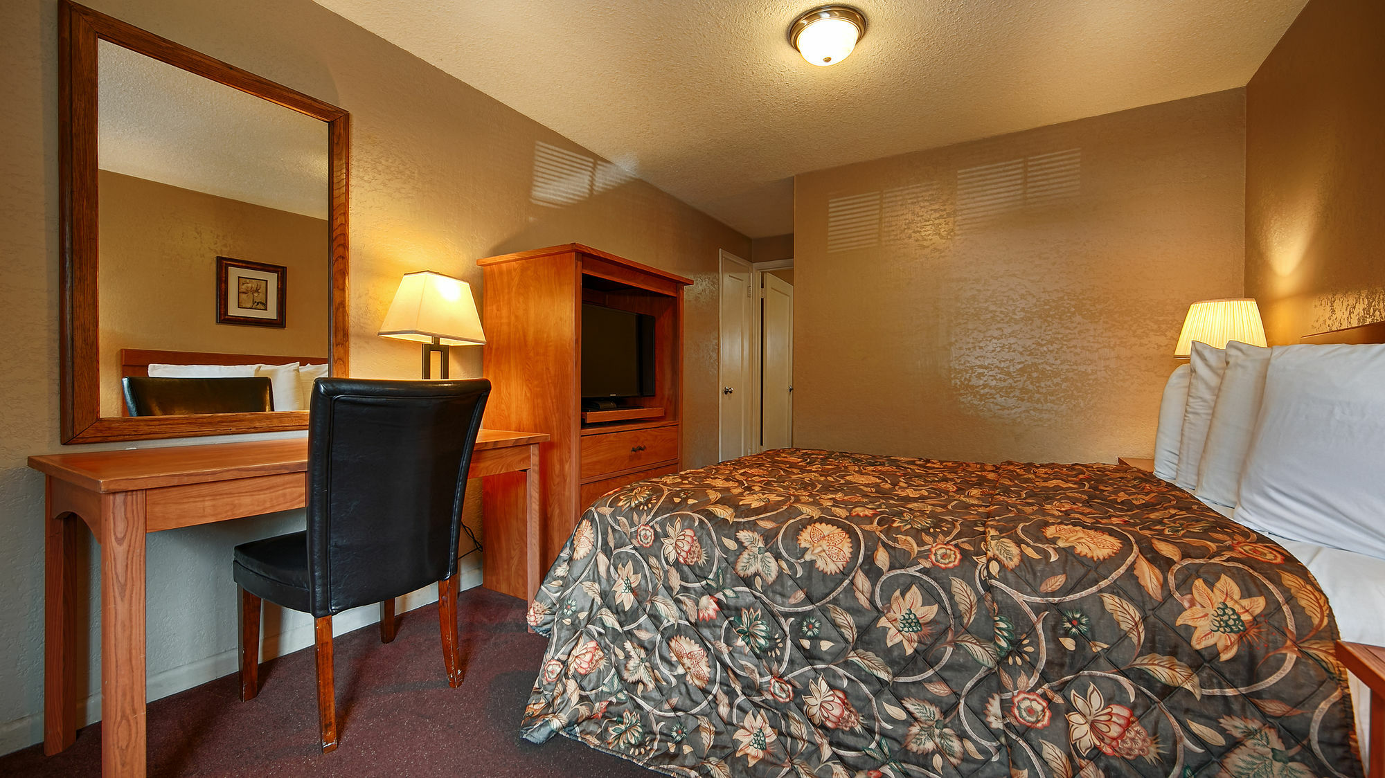 Travelodge By Wyndham Eugene Downtown/University Of Oregon Eksteriør billede